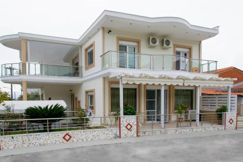 Villa Elsa Skala Rachoni  Exterior photo